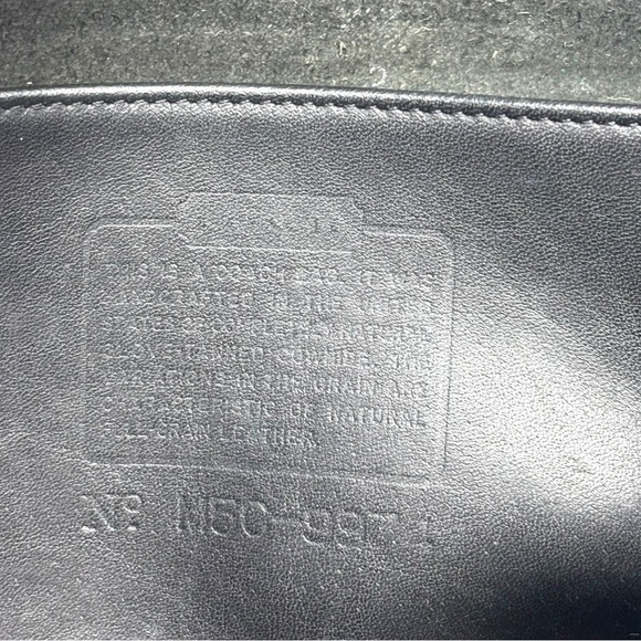 COACH 9974 MULTI ZIP SWINGPACK 90S 1995 BLACK GLOVETANNED LEATHER CROSSBODY BAG - Picture 13 of 13